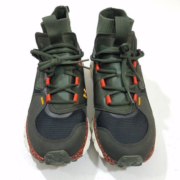 Under Armour UA HOVR Summit Mid Sneakers Mens sz 8.5 Womens 10 SMALL DEFECT